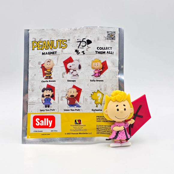 Peanuts 75th Anniversary Sally Brown with Kite Blind Bag Magnet New - Picture 2 of 2
